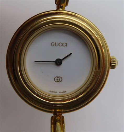 gucci ladies bangle watch 1100 l|gucci bangle watch with bezels.